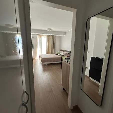 Daire Gorgeous Biserka *